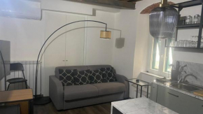 Stupendo bilocale nuovissimo con finiture di lusso Carrara